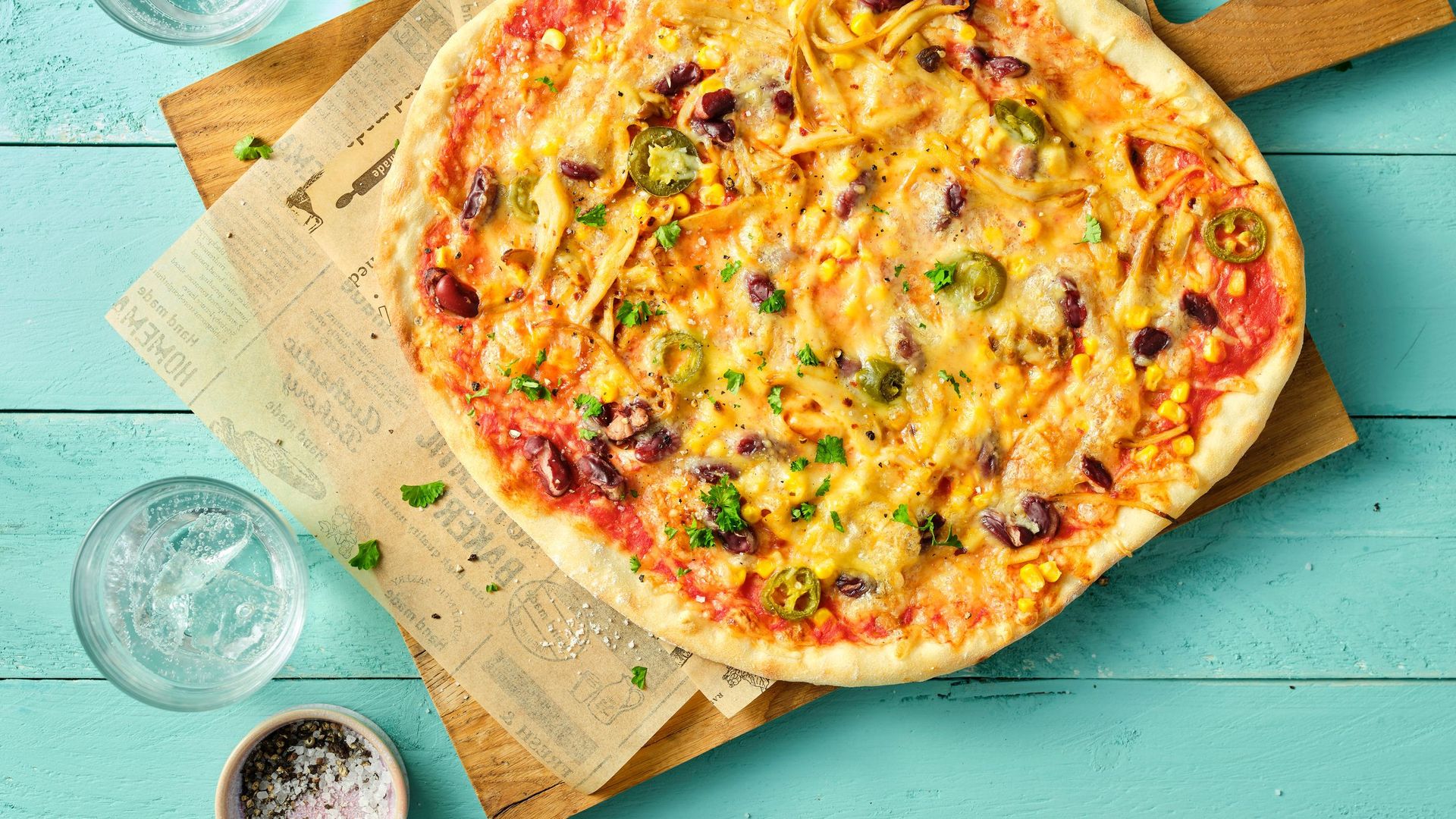 Vegetarische Texmex-Pizza mit Kräuterseitlingen