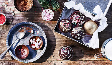 Hot Chocolate Bombs mit Marshmallows