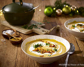 Würzige Kartoffel-Kürbis-Suppe