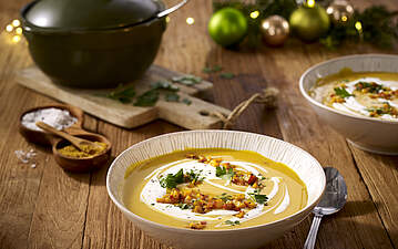 Würzige Kartoffel-Kürbis-Suppe