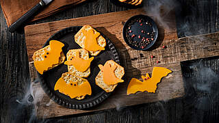 Rezept für Halloween Cheese Cracker