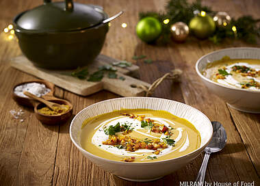 Würzige Kartoffel-Kürbis-Suppe
