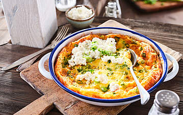 Überbackenes Ofen-Omelett mit Körnigem Frischkäse