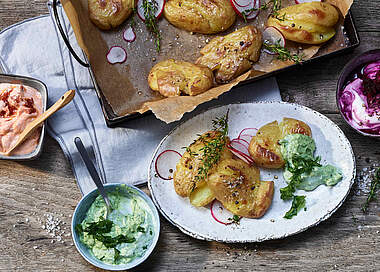 Smashed Potatoes mit Dreierlei-Aioli