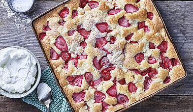 Erdbeerblechkuchen