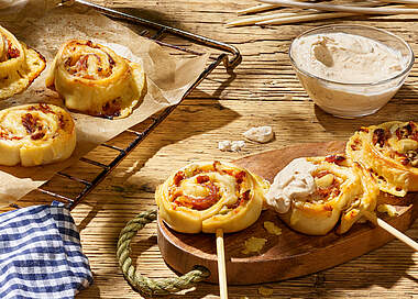 Schnelle Pizzaschnecken als Partysnack