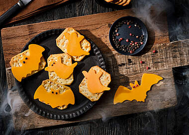 Halloween Cheese Cracker