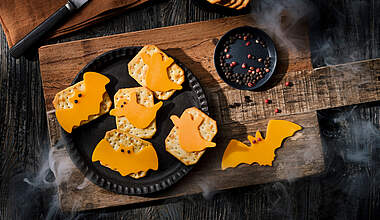 Halloween Cheese Cracker