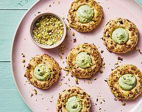 Herzhafte Cookies mit Wasabi-Füllung