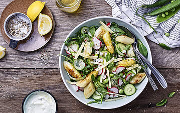 Spargelsalat mit Rahmkäse und Bärlauch Dressing