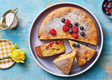 Beeriger Buttermilchkuchen