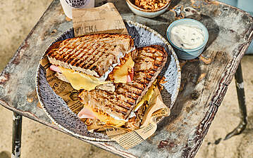 Küsten-Toast mit Schinken und Käse