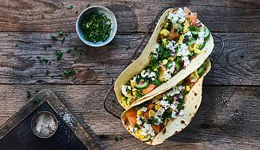 Protein Tacos mit Lachs und fluffigem Rührei