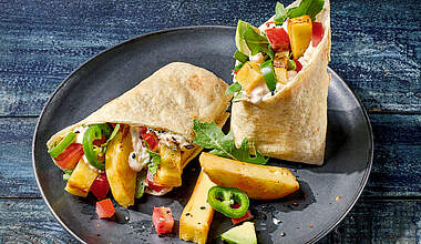 Schneller Veggie-Wrap: Grillkäse-Hotties mit Avocado & Aioli