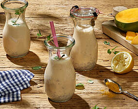 Rezept für Mango-Buttermilch-Smoothie mit Chiasamen Mango-Buttermilch-Smoothie mit Chiasamen