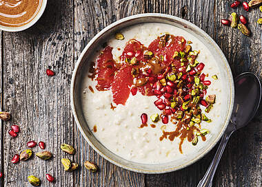 Porridge mit Blutorange und Pistazien