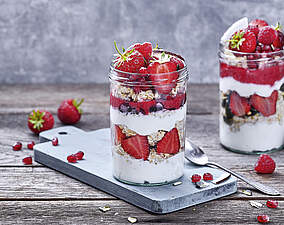 Overnight-Oats mit Quark im Glas