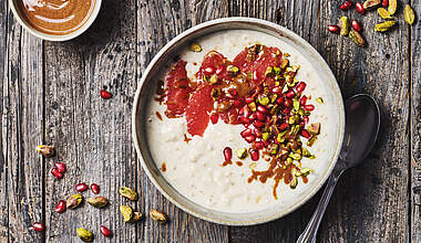 Porridge mit Blutorange und Pistazien