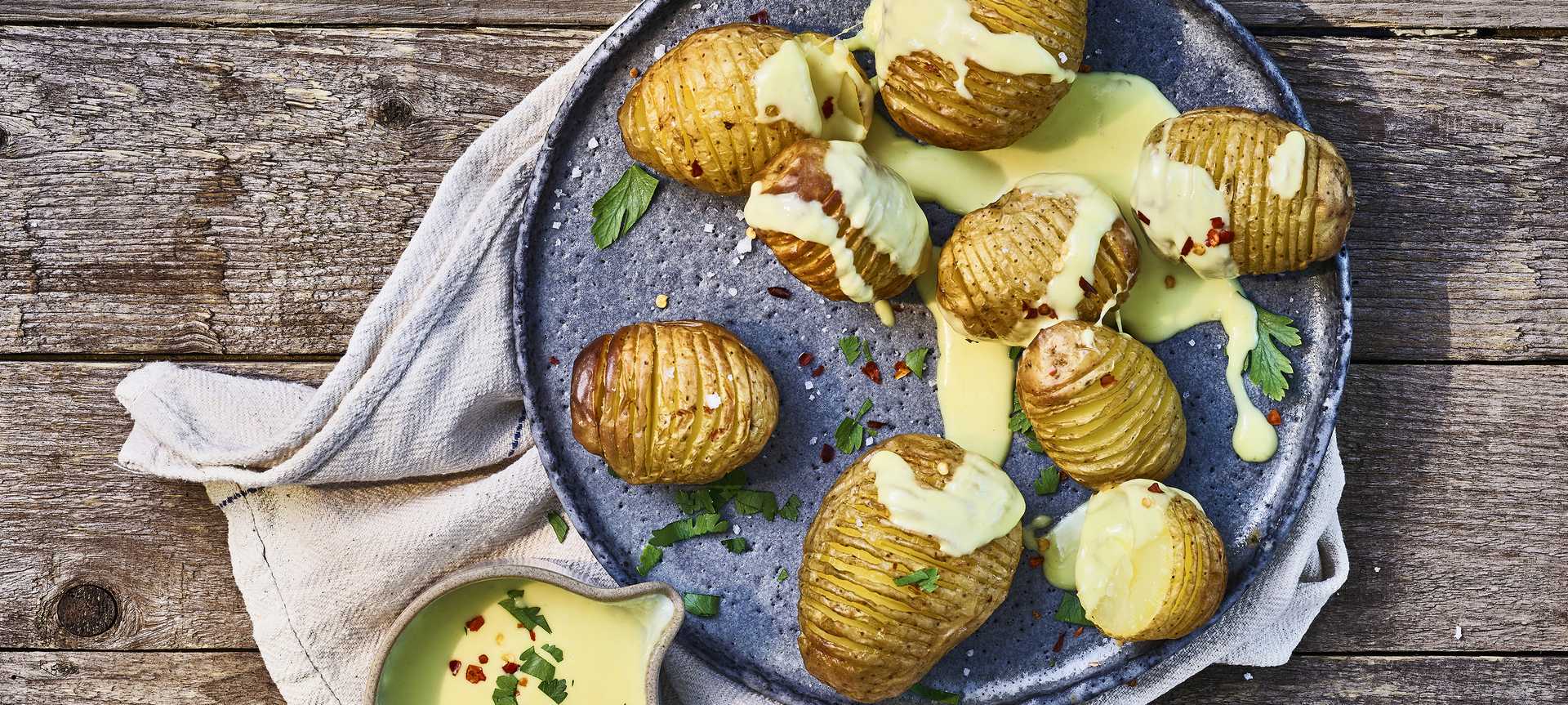 Rezeptbild für Fächerkartoffeln mit schnellem Käse-Dip