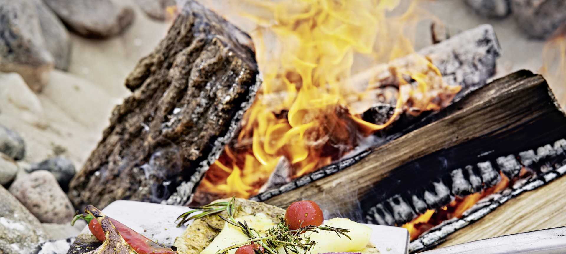 Rezeptbild für Vegetarisches Tomaten-Käse-Brot vom Grill