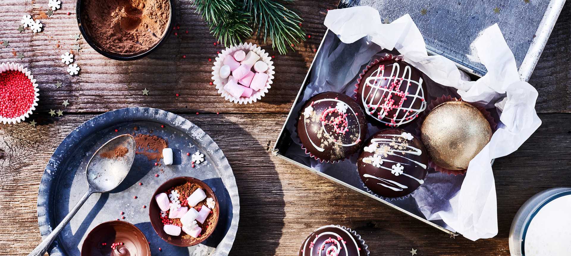 Rezeptbild für Hot Chocolate Bombs mit Marshmallows