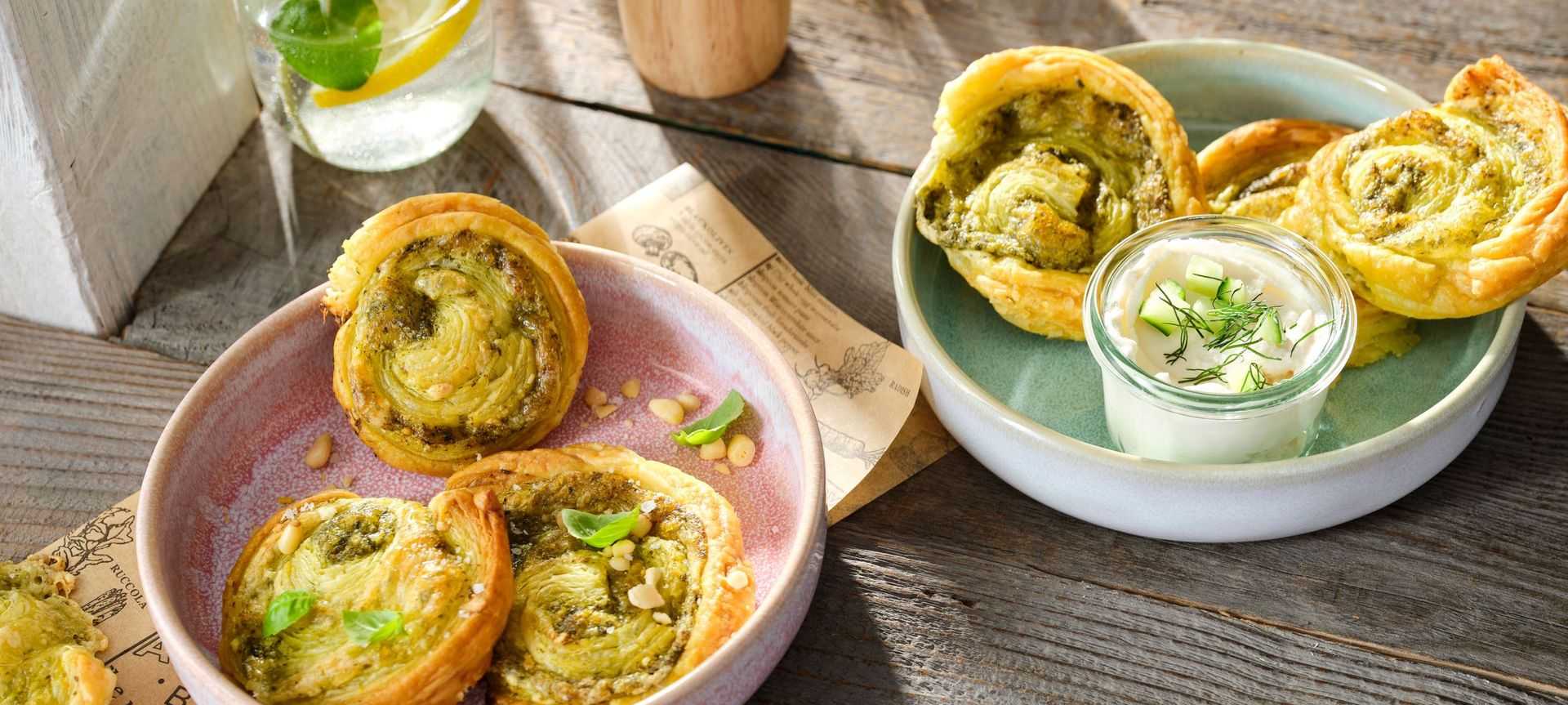 Rezeptbild für Vegetarische Blätterteigschnecken mit Basilikumpesto