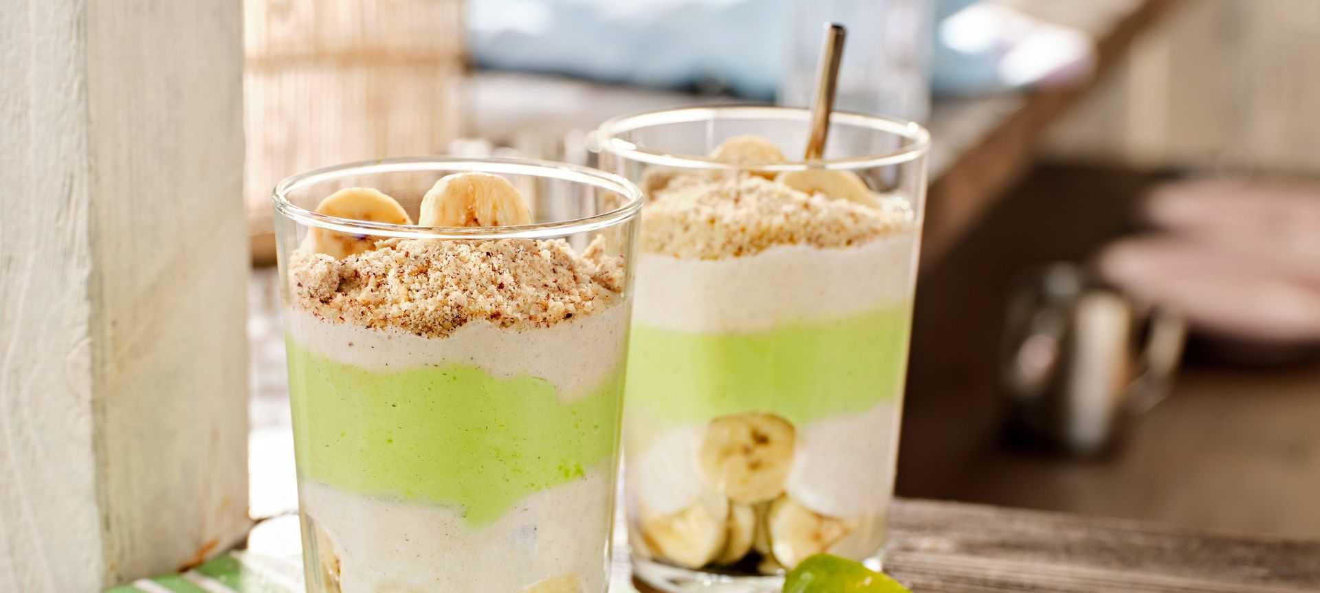 Rezeptbild für Kefir Avocado Smoothie mit Matcha