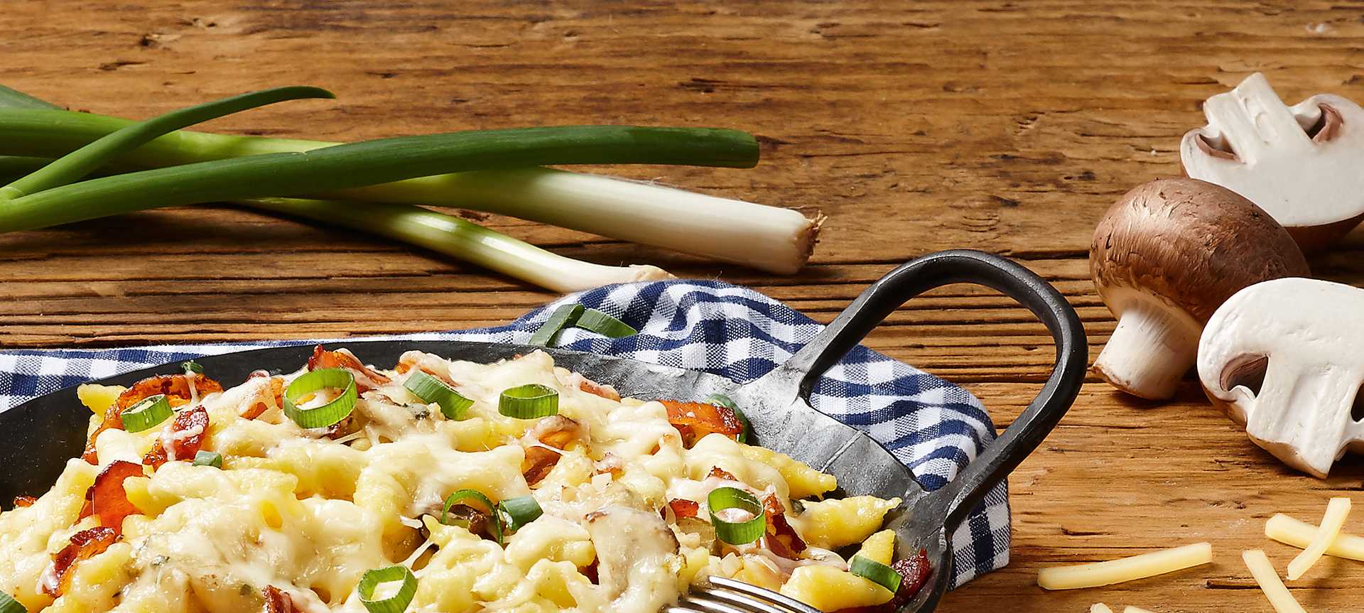 Rezeptbild für Deftige Käsespätzle