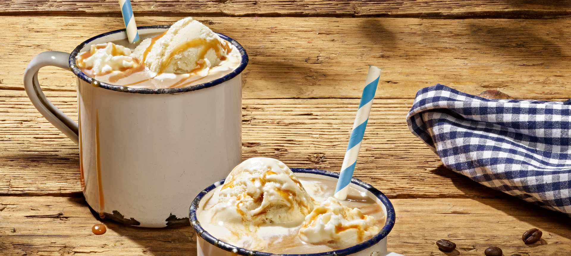 Rezeptbild für Eiskaffee mit Karamellschaum