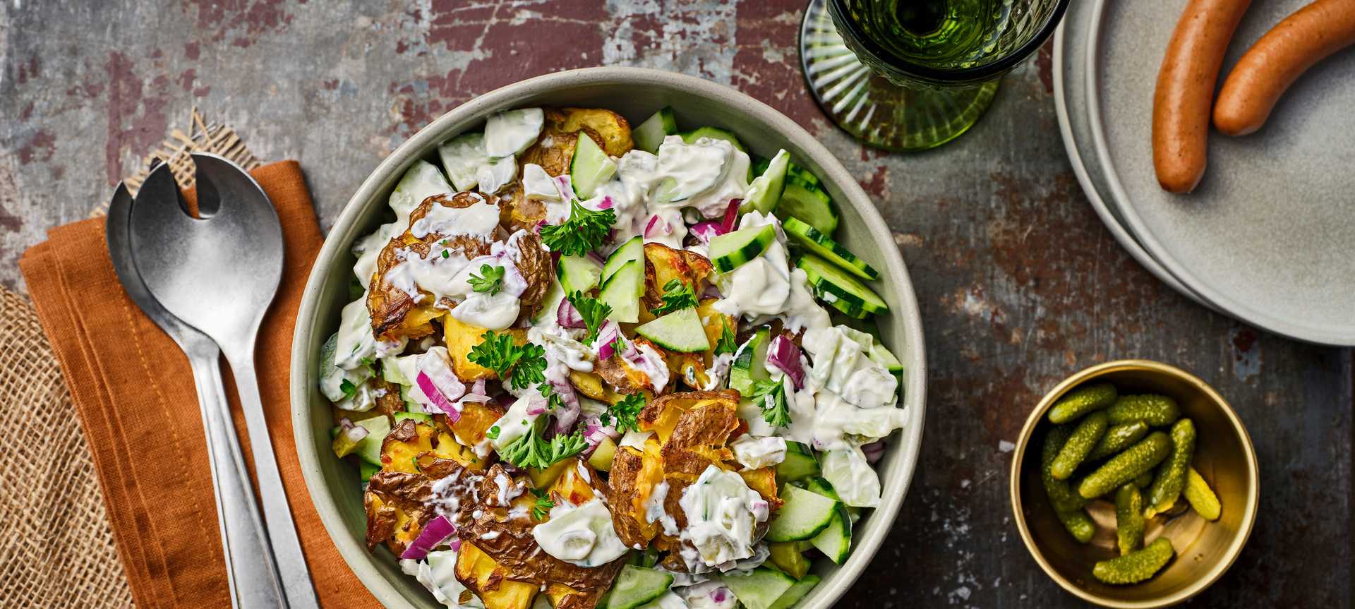 Rezeptbild für Smashed Potato Salat mit FrühlingsQuark