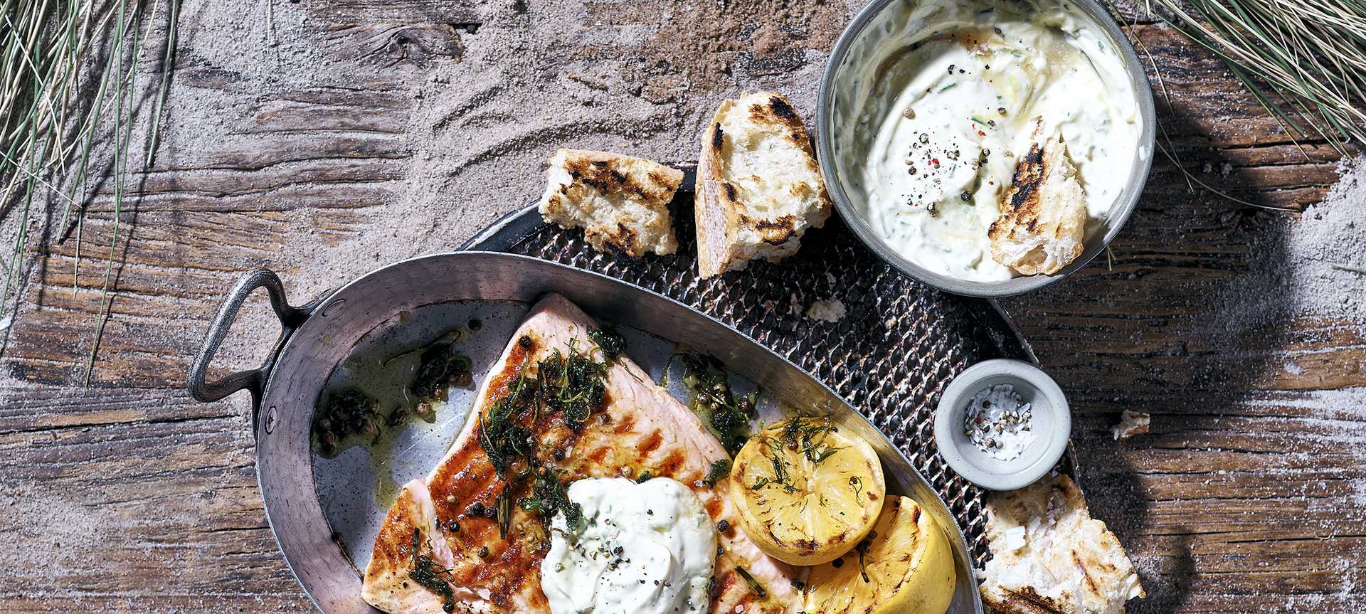 Rezeptbild für Lachsfilet mit Honig-Senf-Dip