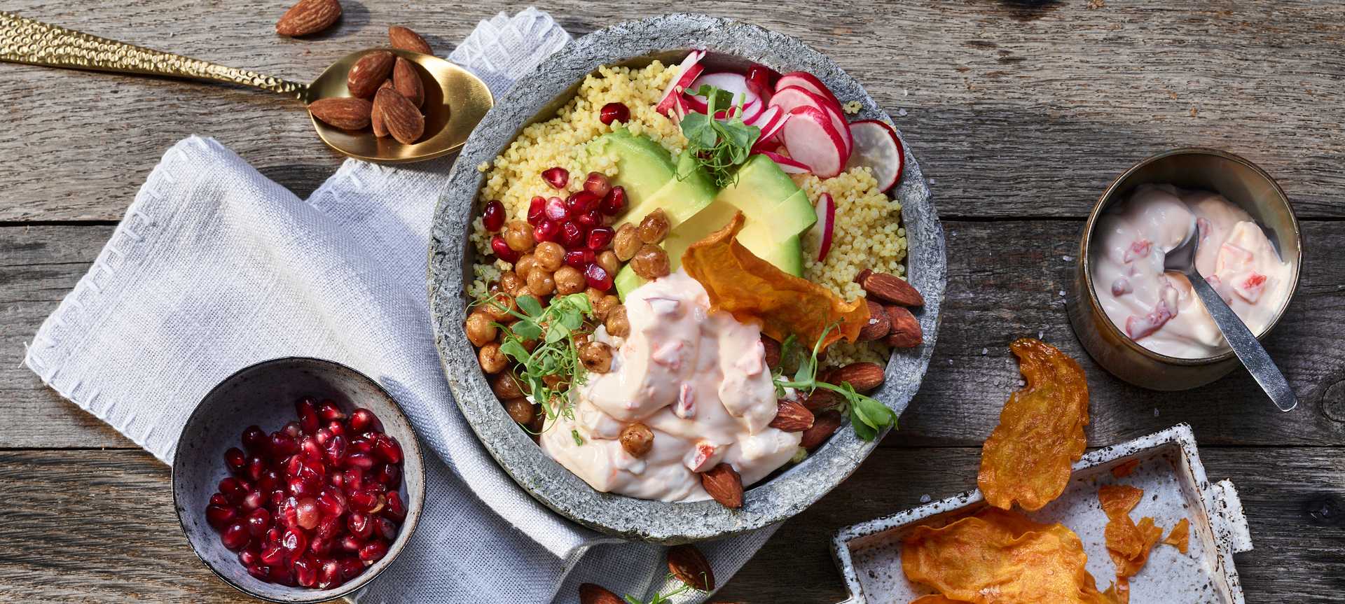 Rezeptbild für Levante Süßkartoffel-Bowl mit gerösteten Kichererbsen