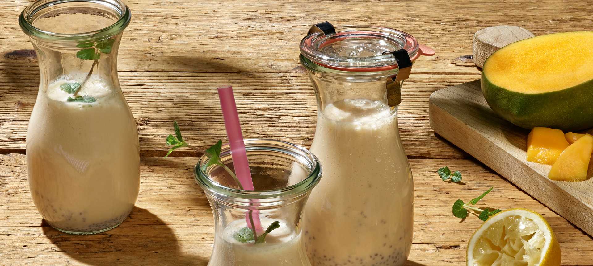 Rezeptbild für Mango-Buttermilch-Smoothie mit Chiasamen