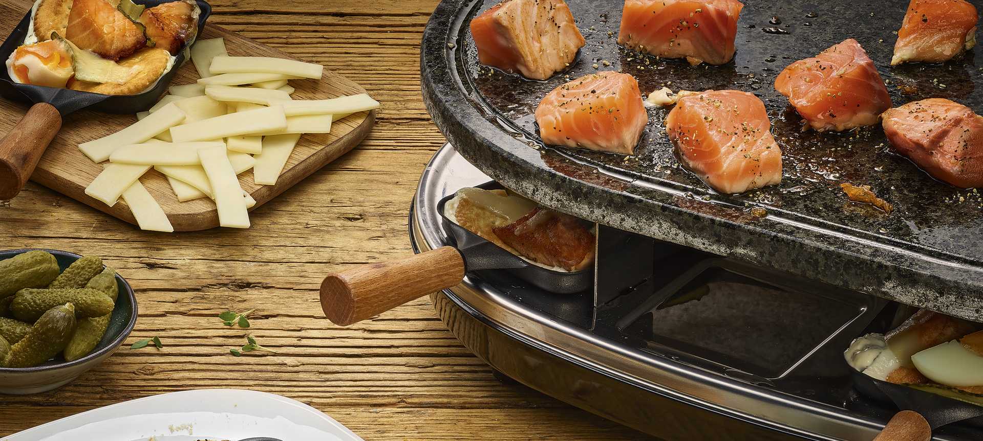 Rezeptbild für Raclette-Pfännchen Schweden mit frischem Lachsfilet