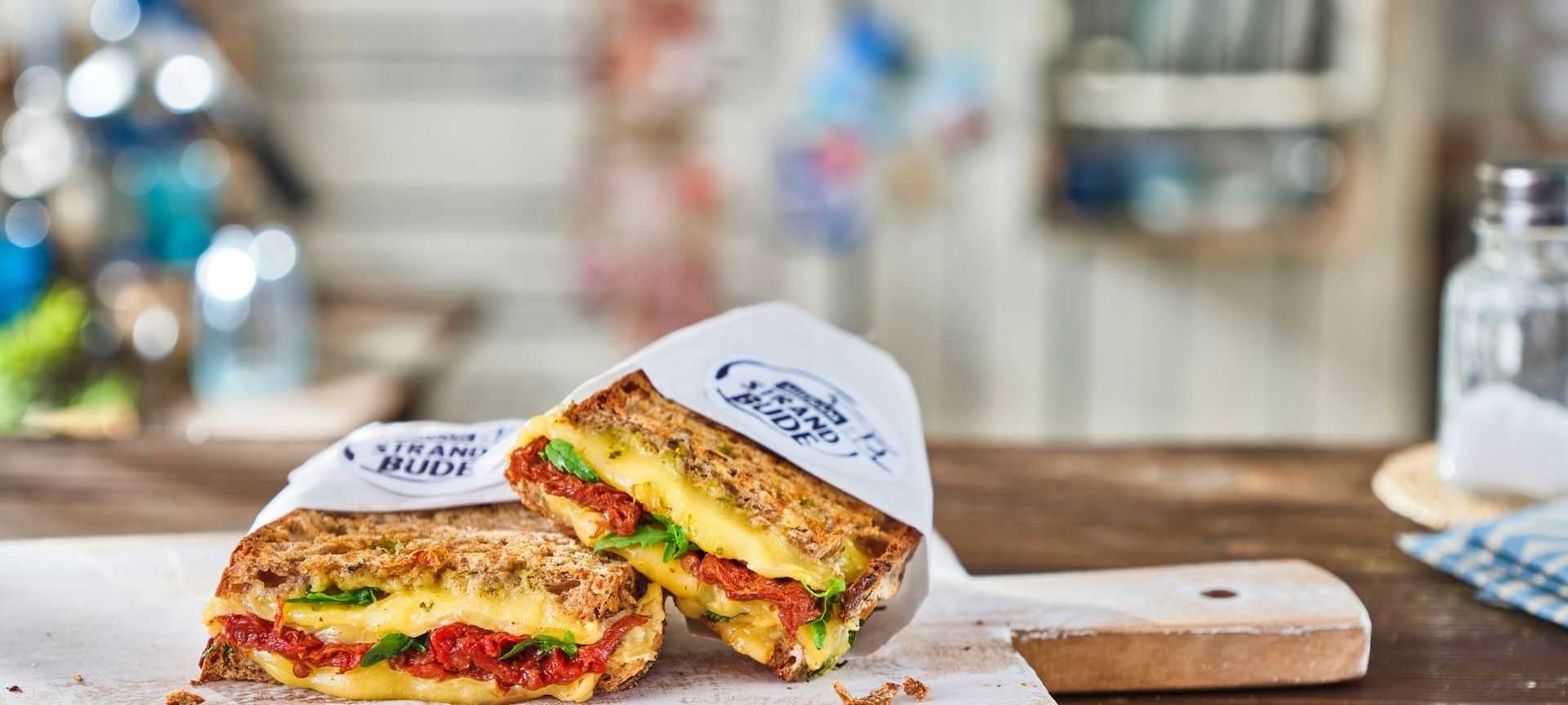 Rezeptbild für Grilled Cheese Sandwich mit Pesto