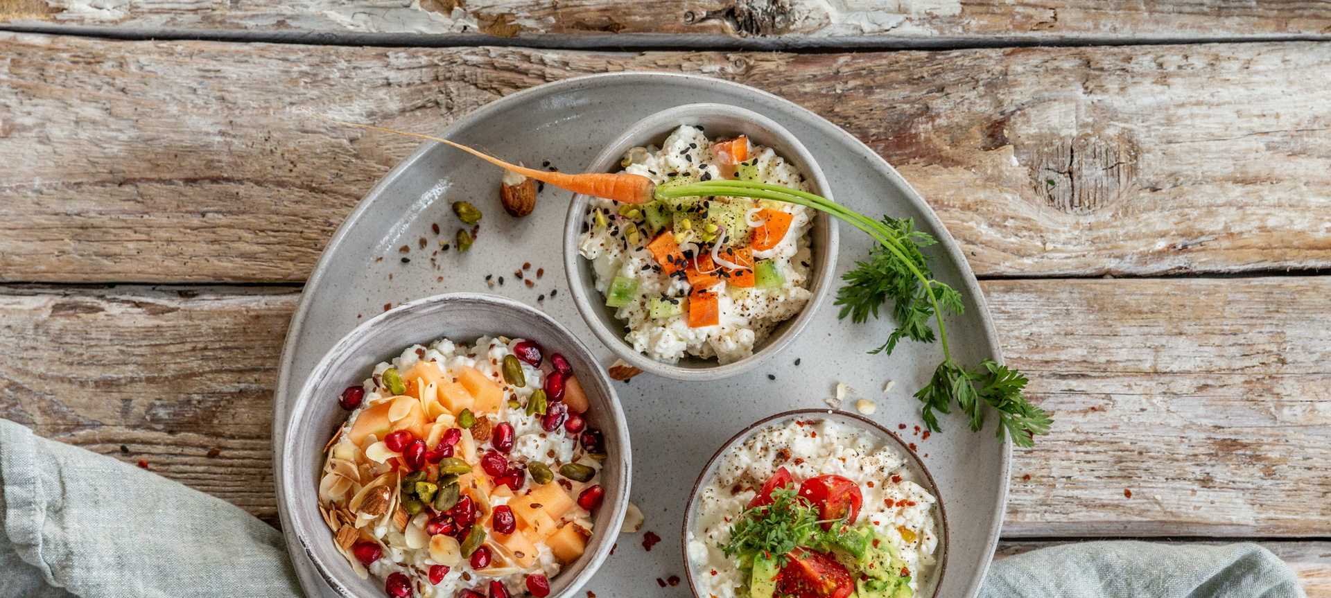 Rezeptbild für 3 schnelle Protein-Bowls mit körnigem Frischkäse