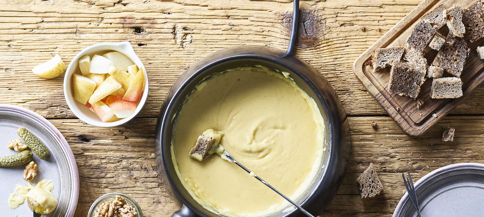 Rezeptbild für Würzig-kräftiges Käsefondue mit Weißwein